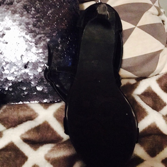 Anne Michelle studded heels - Picture 4 of 5